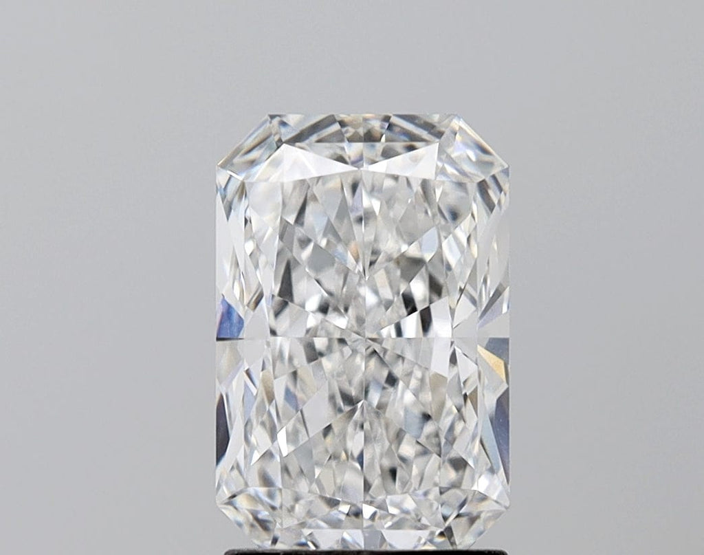 2 carat Lab Grown Diamond | Radiant E-VVS2
