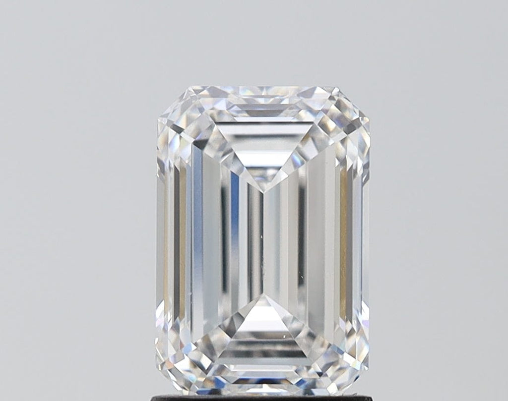 2 carat Lab Grown Diamond | Emerald E-VS1