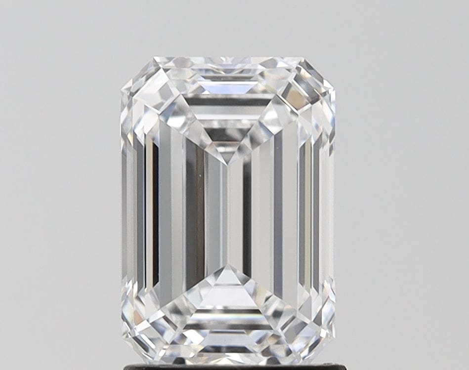 2 carat Lab Grown Diamond | Emerald E-VVS2